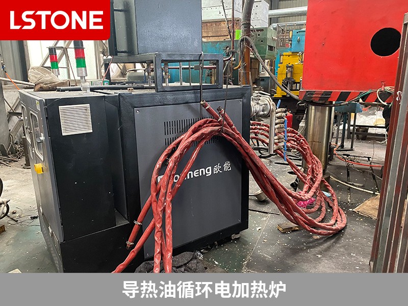 導(dǎo)熱油循環(huán)電加熱爐2