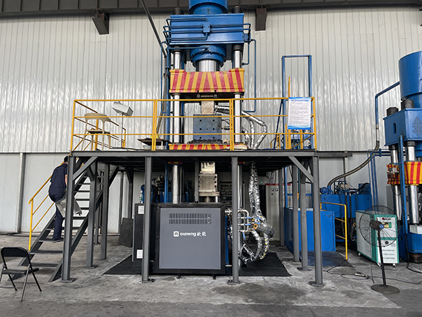 雙貼熱壓機(jī)模溫機(jī) 雙貼熱壓機(jī)模溫機(jī)