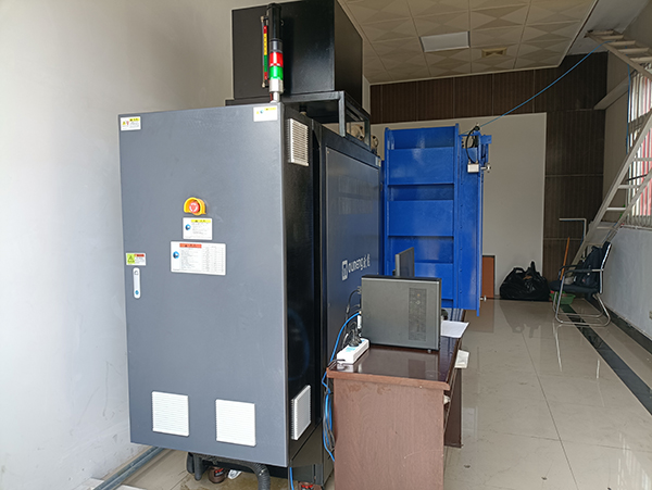 熱壓板成型模溫機(jī) 熱壓板成型模溫機(jī)