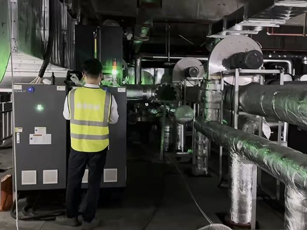 新能源控溫模溫機(jī)2