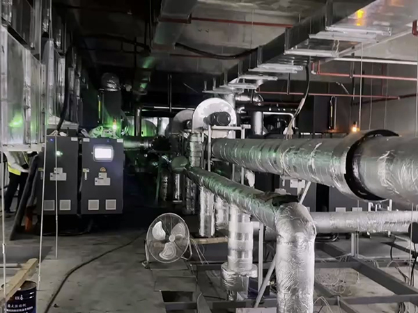 新能源控溫模溫機(jī)