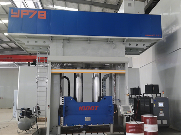 熱壓機(jī)配套模溫機(jī)2